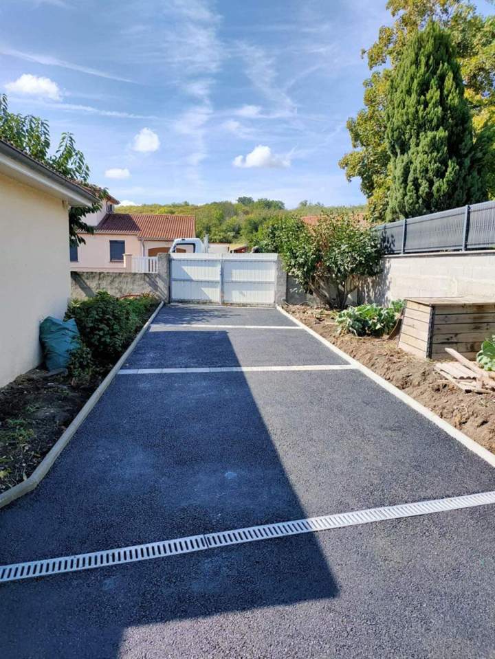 Béton désactivé, Maringues
