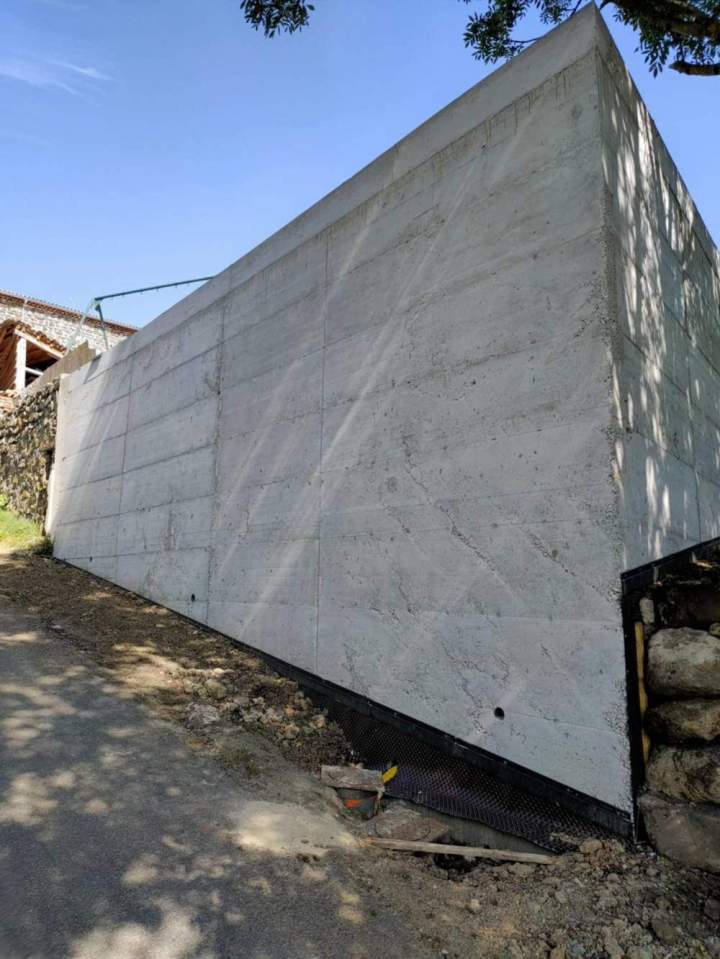 Maçonnerie générale Ennezat