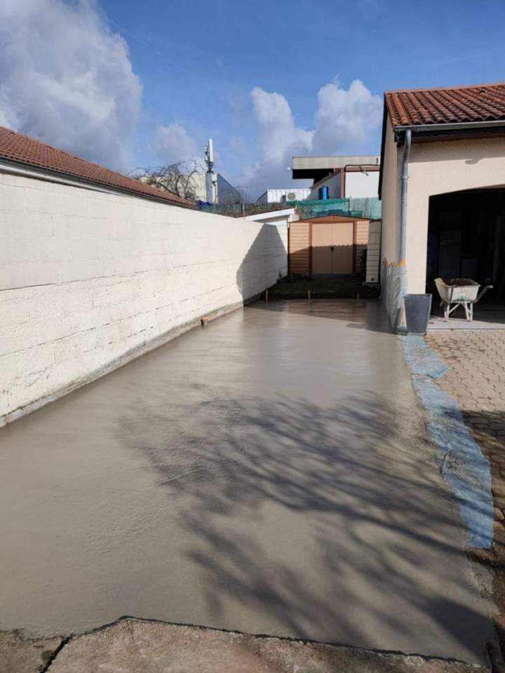 Béton désactivé Ennezat
