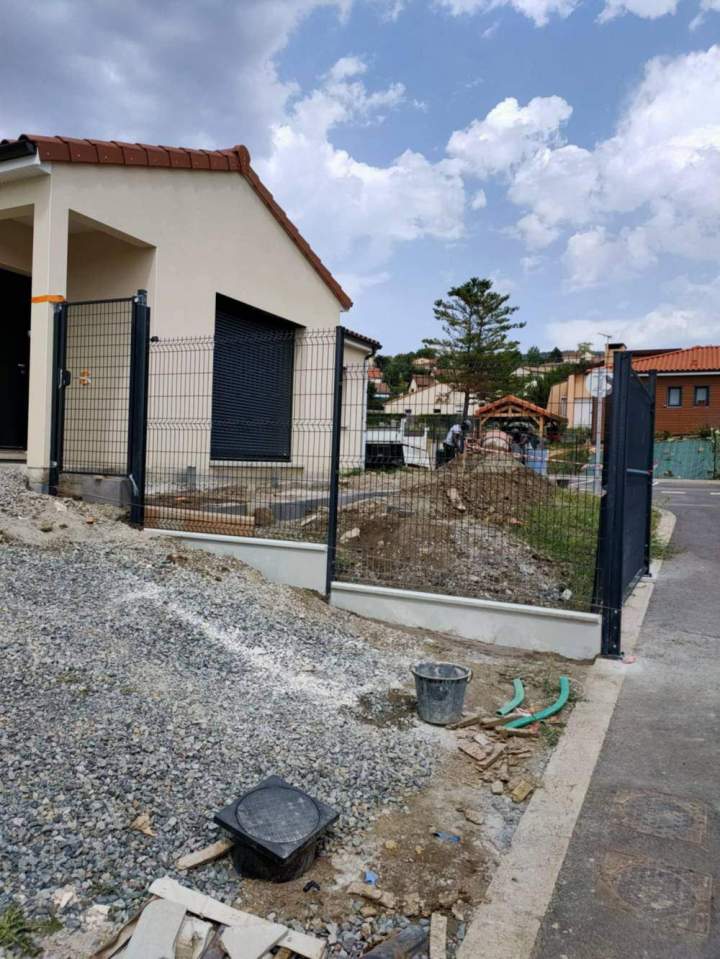 Maçonnerie générale Ennezat