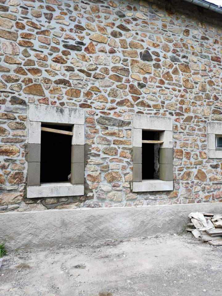 Maçonnerie générale Ennezat