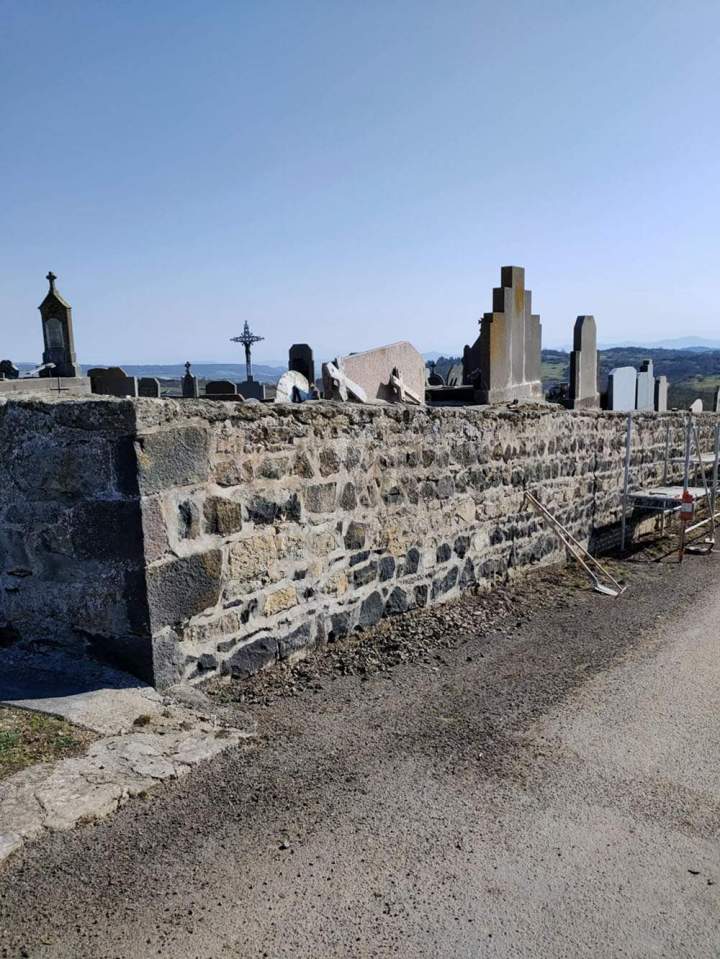 Maçonnerie générale Ennezat